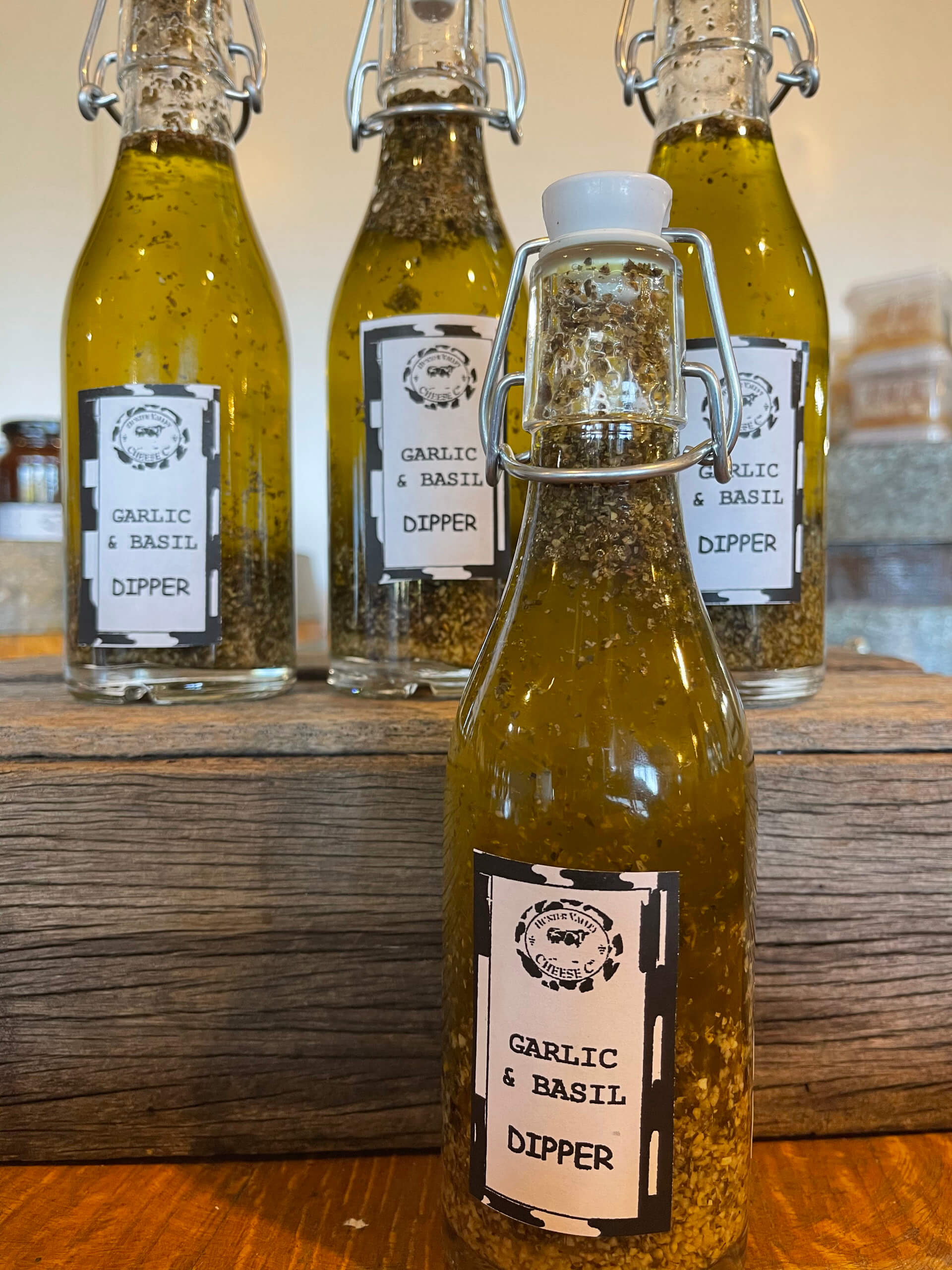 Garlic & Basil Dipper